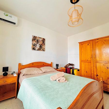 Fibonacci Beachfront Apartment Flic en Flac Ngoại thất bức ảnh