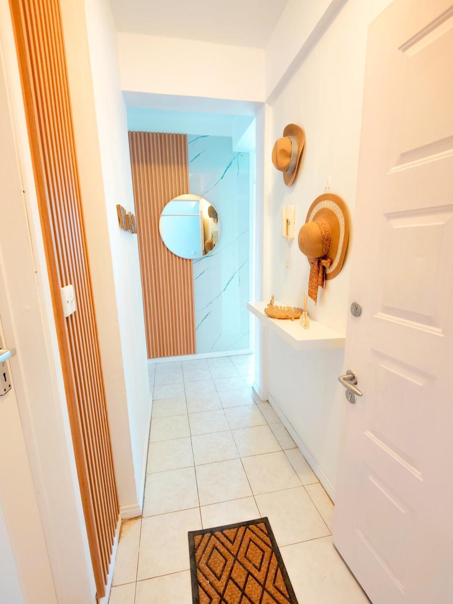 Fibonacci Beachfront Apartment Flic en Flac Ngoại thất bức ảnh